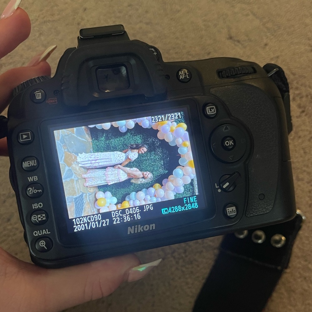 Nikon D90 - Picture 13 of 17